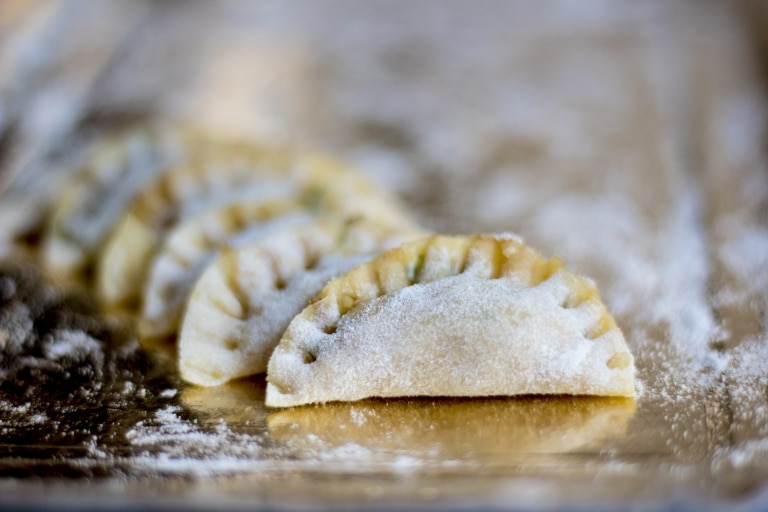 Herstellung von klassisch Tirolerischen Schlutzkrapfen