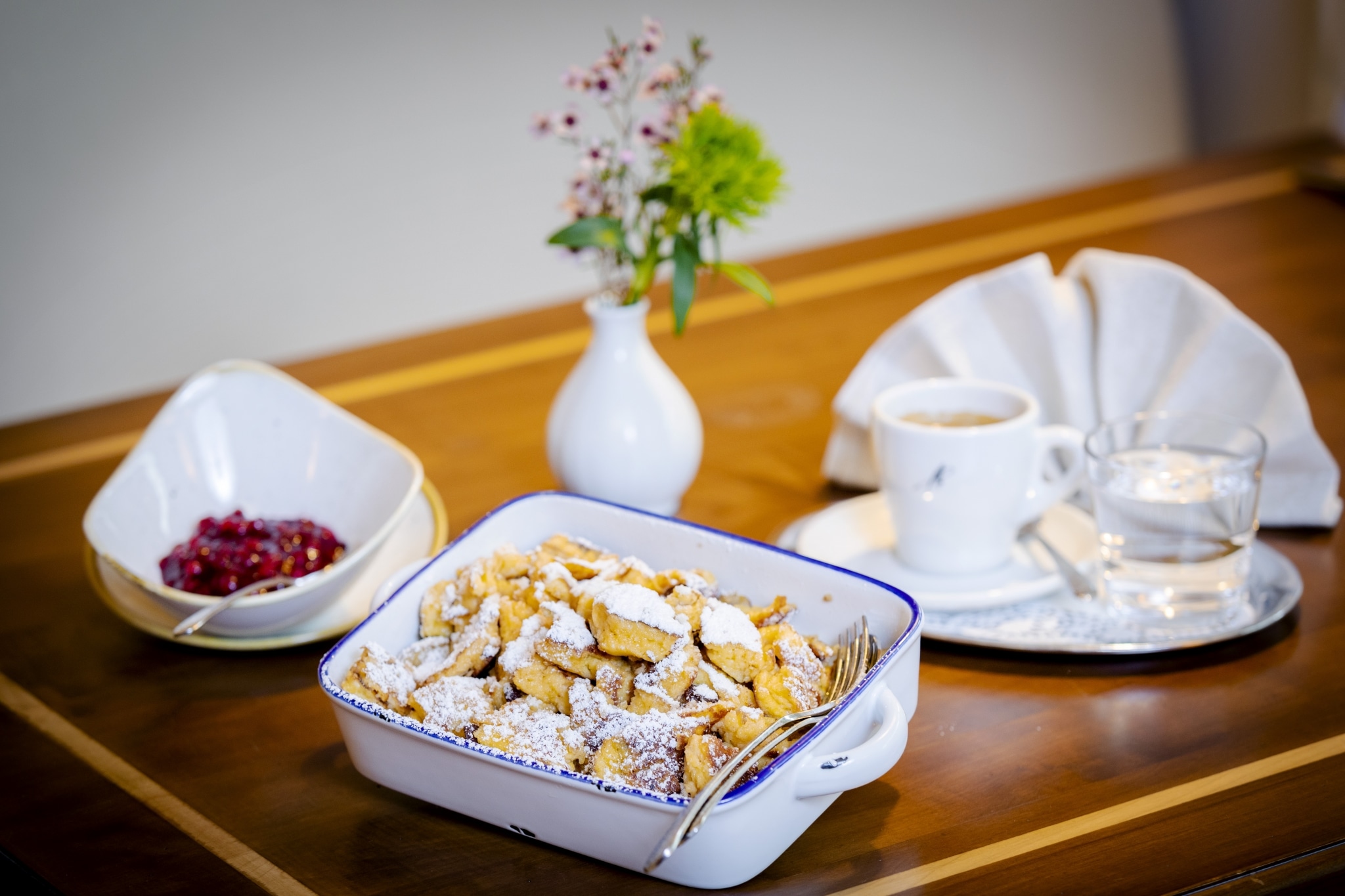 Kaiserschmarrn aus dem Landecker Restaurant "Das Landegger"